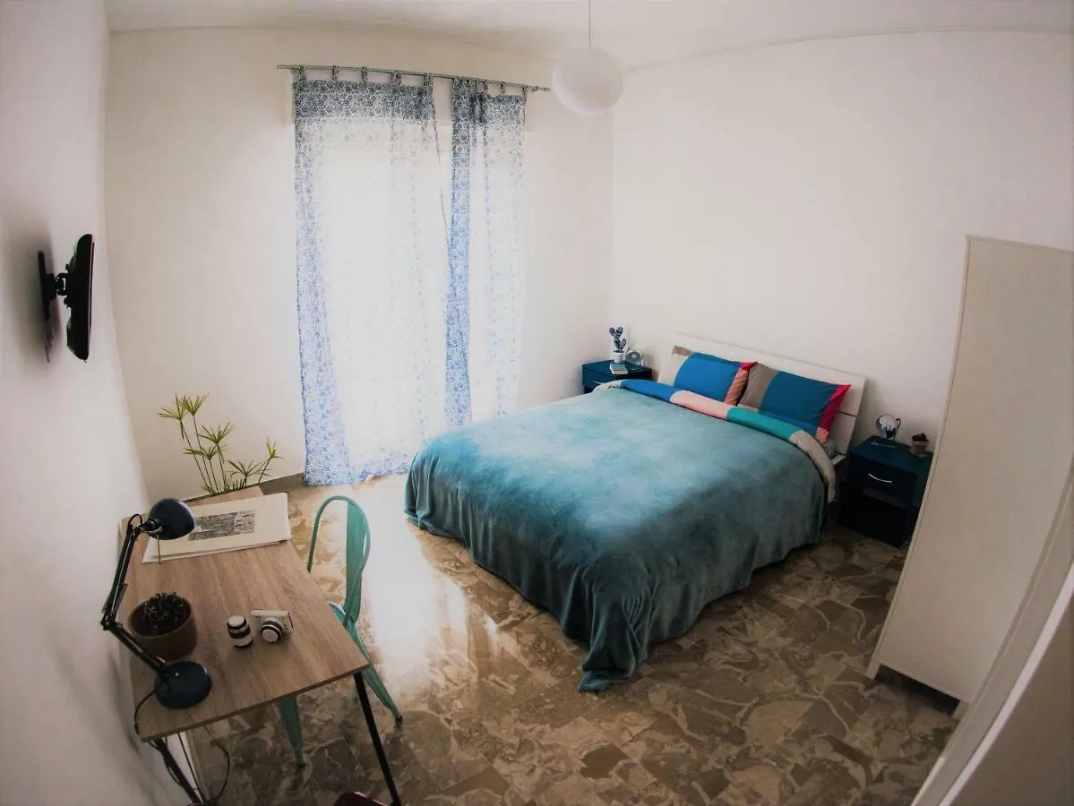 Be Central Rooms Palermo Italy